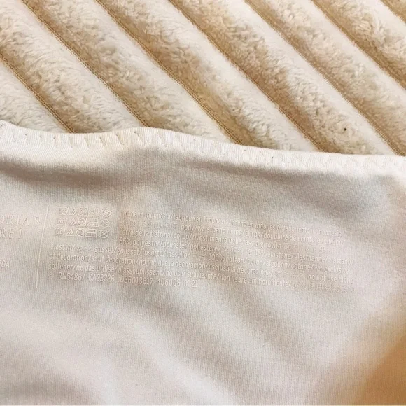 Victoria’s Secret Rainbow Leaves High Rise Essential Pockets Leggings Size 8 MED - Picture 7 of 7